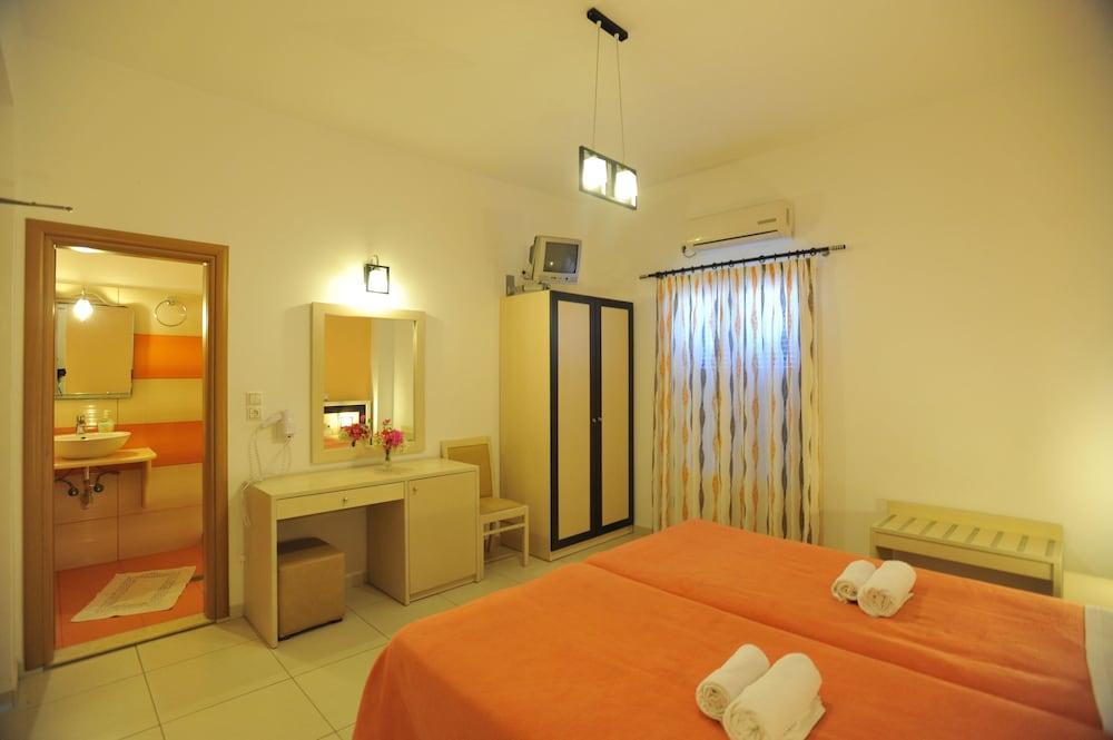 Stelios Place Периса Екстериор снимка